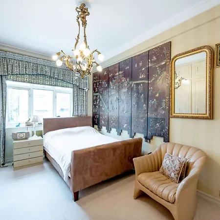 公寓 Apartamente De Lux 布加勒斯特