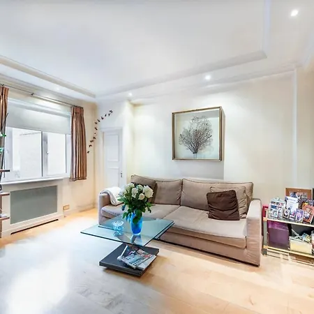 Apartamente De Lux *