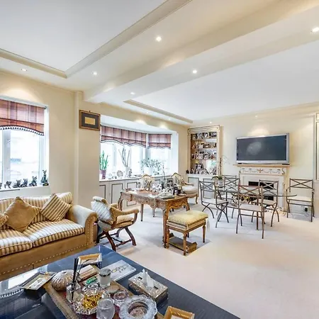 Apartamente De Lux Apartment Bucharest