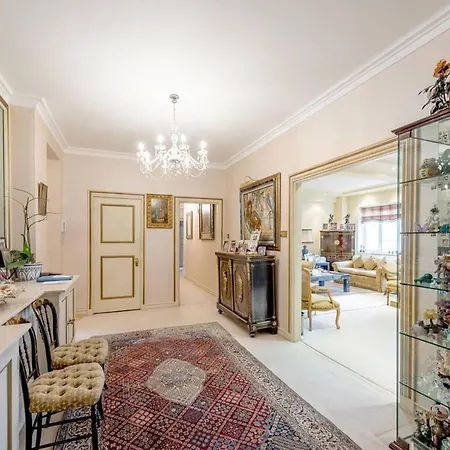 Apartamente De Lux